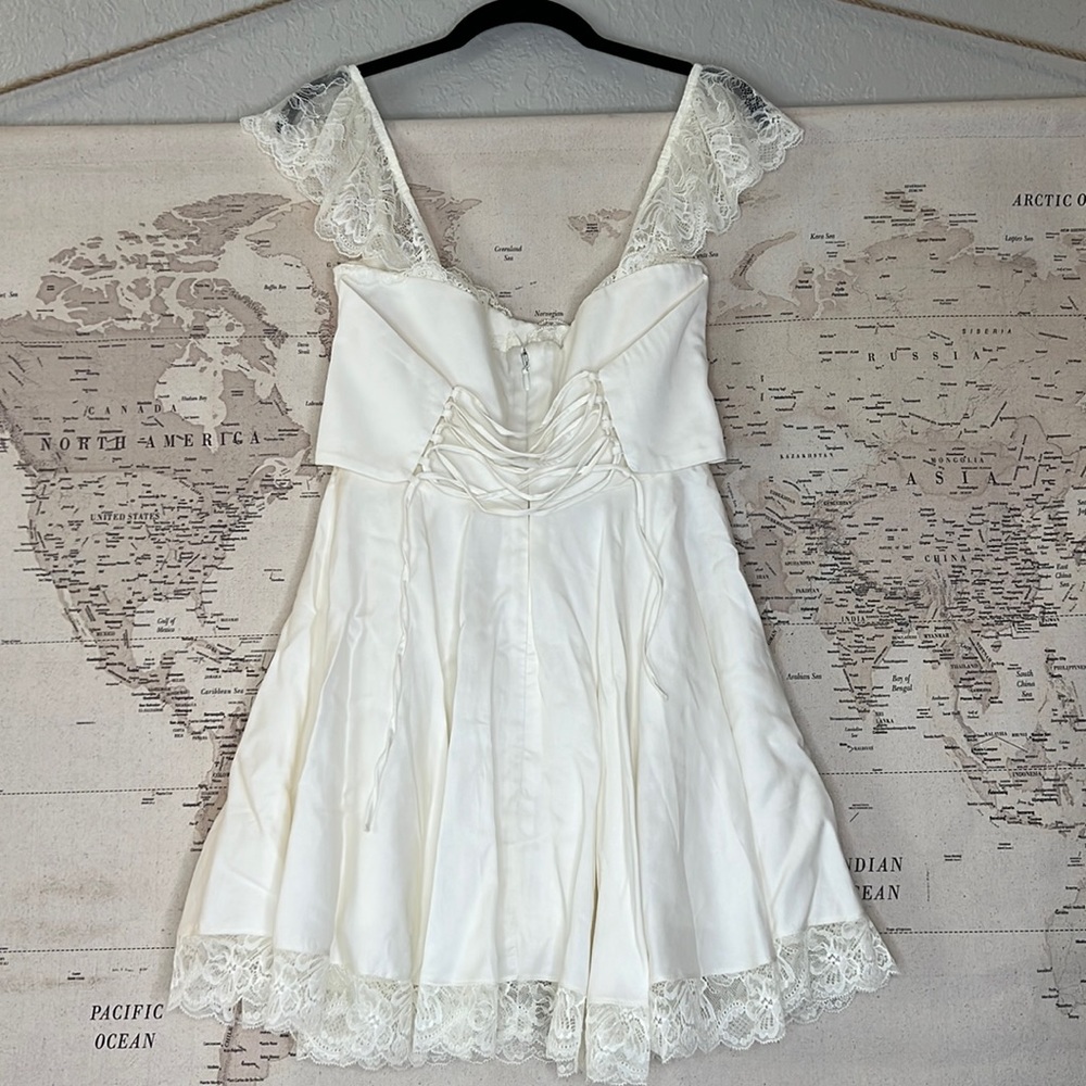 HOUSE OF CB 'Kaia' Ivory A-Line Mini Dress NWOT - Picture 14 of 17